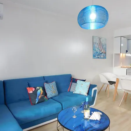 Azzurro Sarafovo Apartment