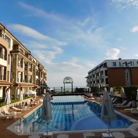 Azzurro Sarafovo Apartment *
