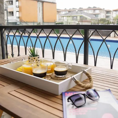 Azzurro Apartment *